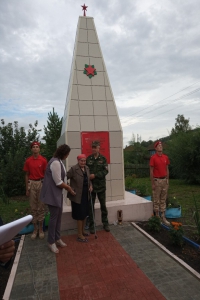 31 августа в д. Курагинчики состоялось торжественное открытие обновленного памятника участникам ВОВ.